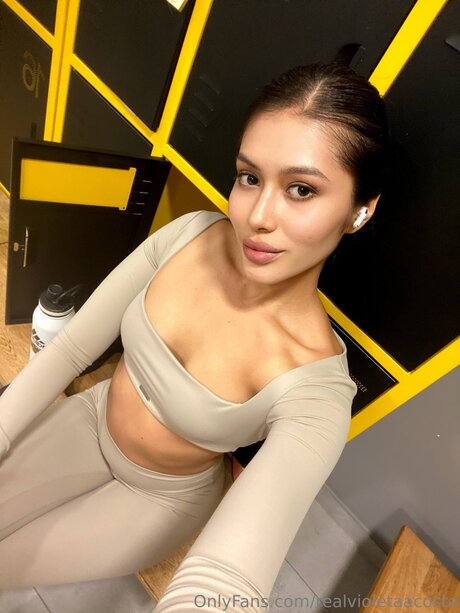 cum on glasses onlyfans best pic