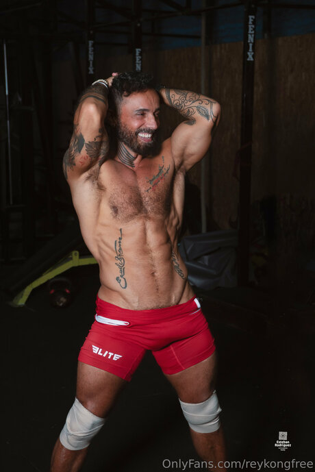 Reykongfree star photos