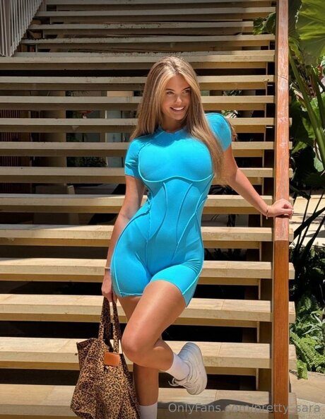 Pretty Sara star sex photo