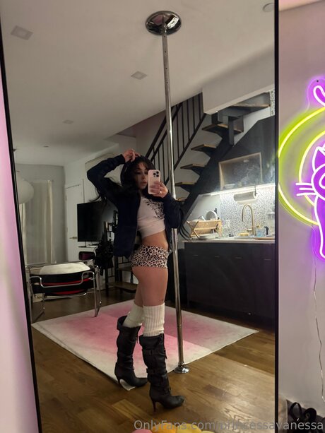 Princessavanessa model porn galleries