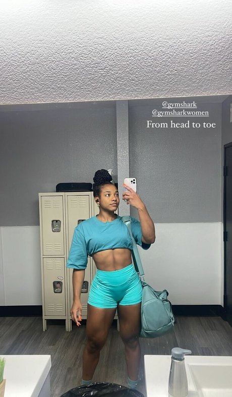 voyeur onlyfans free naked pic