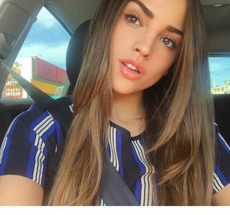 teacher milf onlyfans hot nude pic