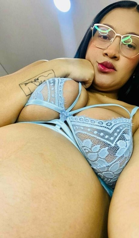 shemale cumshot onlyfans beautiful naked pic