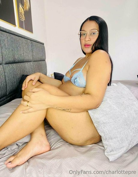 chubby babe onlyfans nudes image