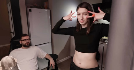 Aloona Larionova erotic star pic