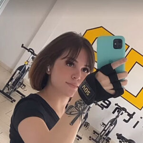 Larissinharp star pretty img