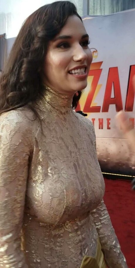 Grace Caroline Currey pornstar nice pic