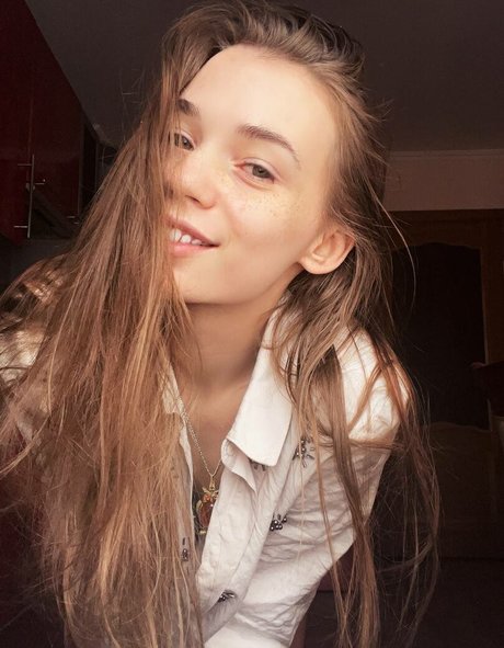 Steklova Eseniia exclusive actress picture