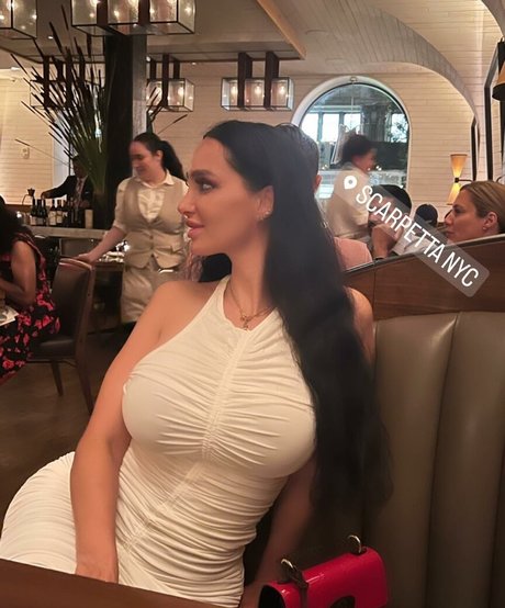 skinny shemale onlyfans adult images