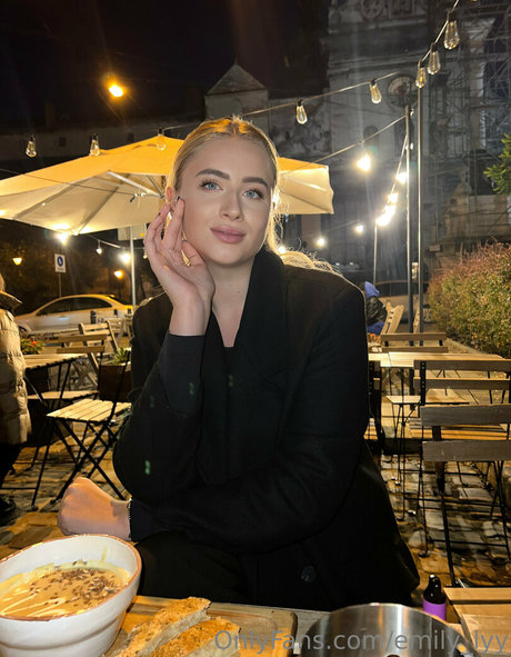 emily lyy exclusive actress gallery