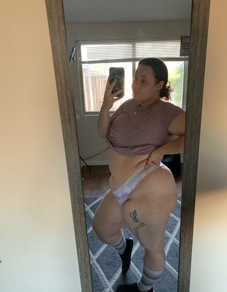 JuicymommaT free star pictures