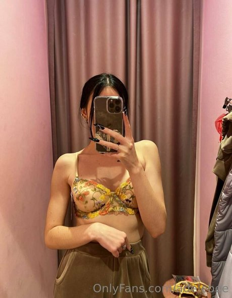 gloryhole onlyfans sexy nude pic