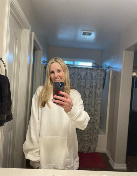 amanda starr Profile