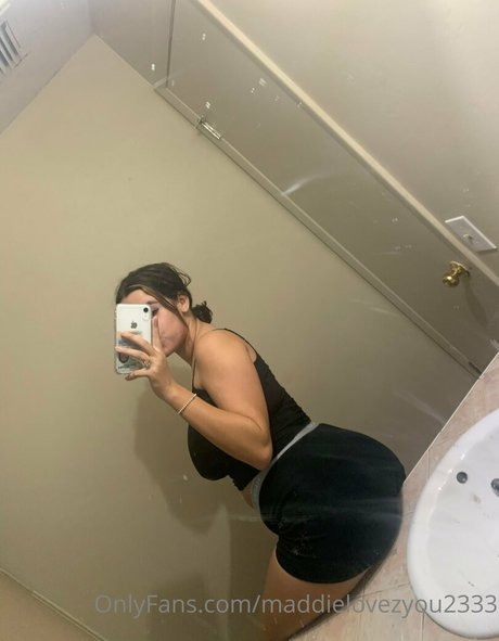 maddiexofree sexy pornstar picture