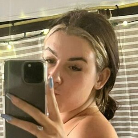 maddiexofree naked actress image