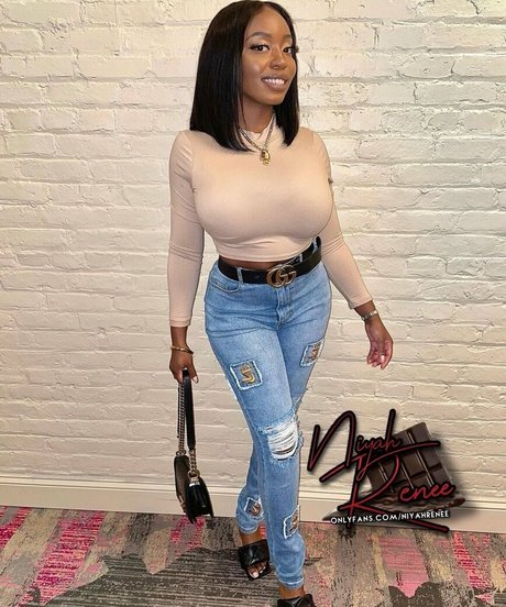 niyahrenee exclusive pornstar photos