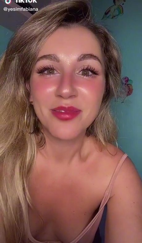 yesimfabiana nudes pornstar img