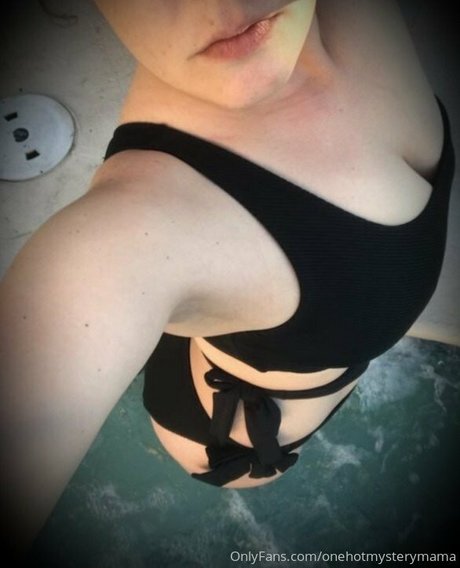 hottest young onlyfans sexy naked pics