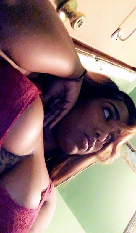 volaprettykitty porn model pics