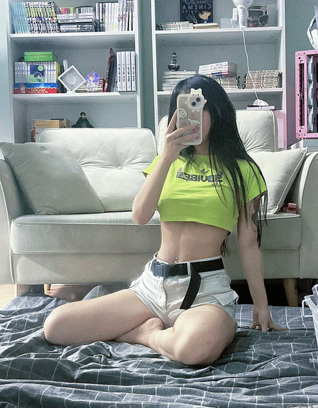 umekoj0910 star exclusive image