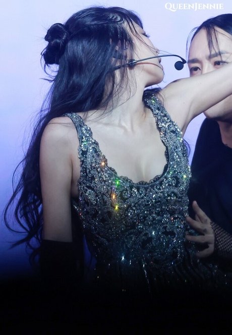 WomenK pop pretty model pics