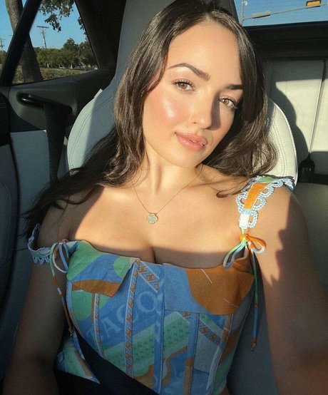 Sonia Ferraro naked pornstar photo