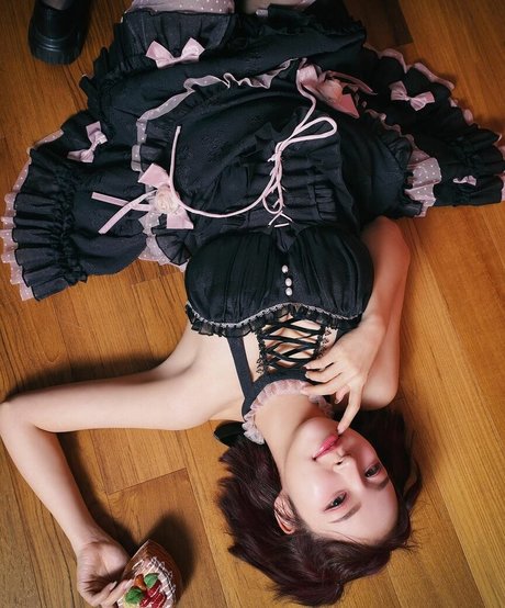 toriis me adult star images