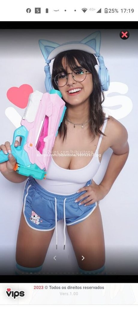 Bibi Vitona star pretty photo