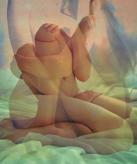 rinaalyys model nude img