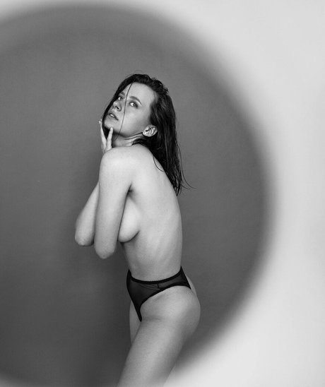 asian shemale onlyfans hot photo