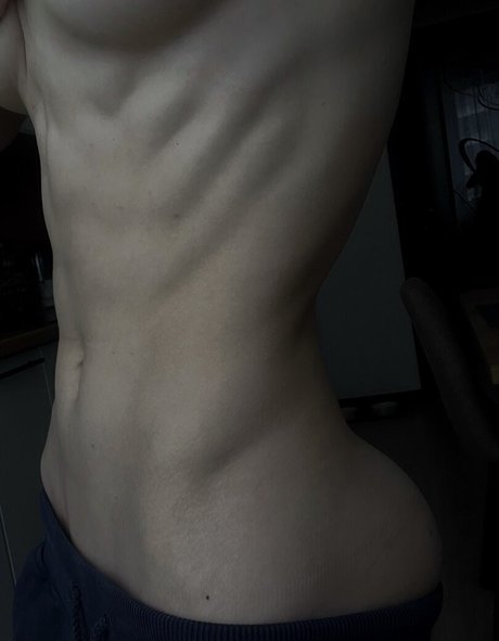 squat onlyfans naked picture