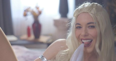 veraking pornographic actress pics