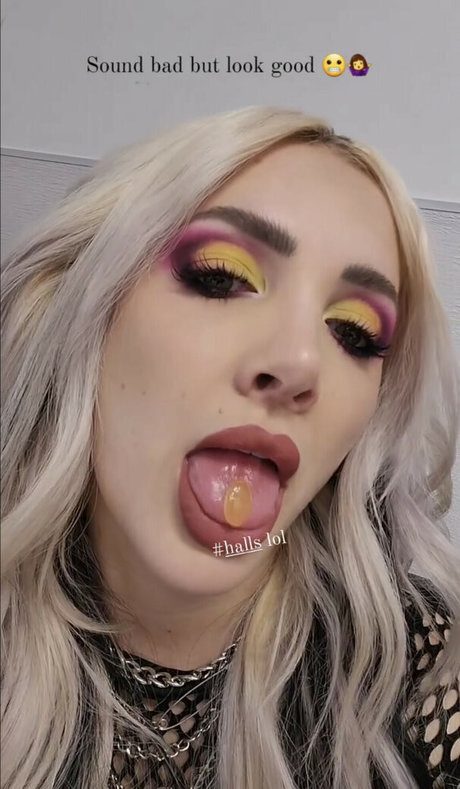 alt girl onlyfans sexy xxx image