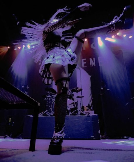 Addie Nicole Amick high quality model pic