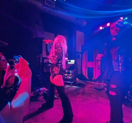 Addie Nicole Amick pornstar beautiful pictures