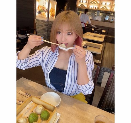 Mina Shirakawa pornstar beautiful image