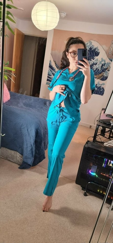 emilyhillfree nudes star galleries