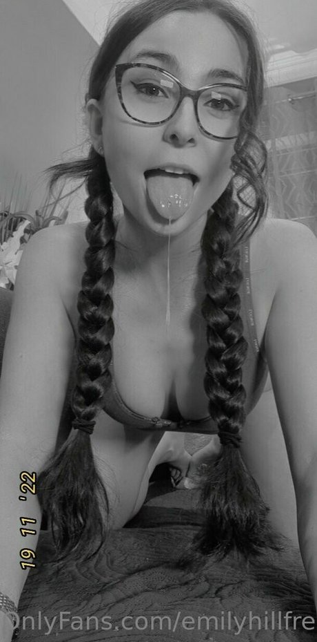 emilyhillfree pornstar erotic pics