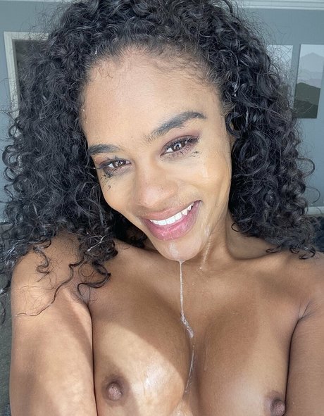 scarlitscandal hd model picture