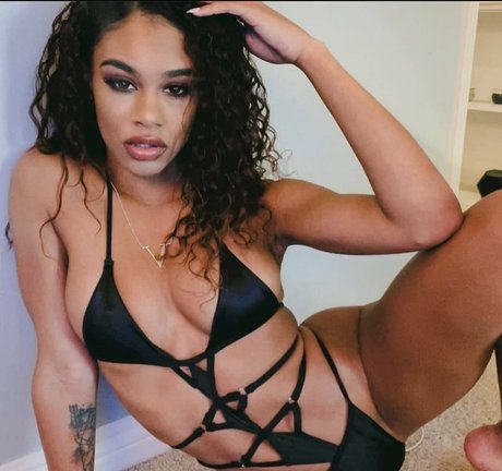 scarlitscandal pornstar perfect photo