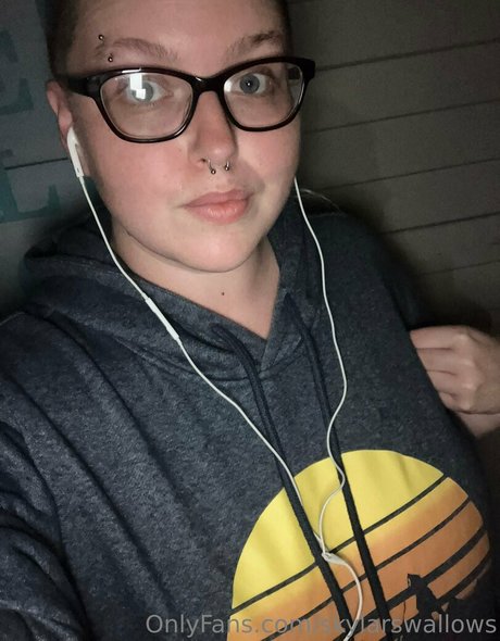 skylarswallows model sex gallery