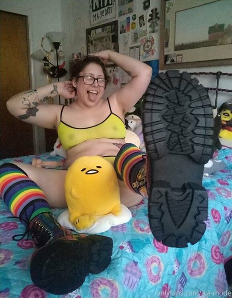 hottest young onlyfans top pictures