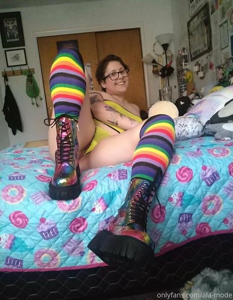 ala mode free actress pic