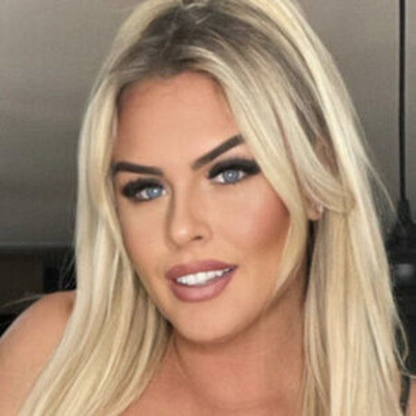 Trucker Baddie exclusive actress pic