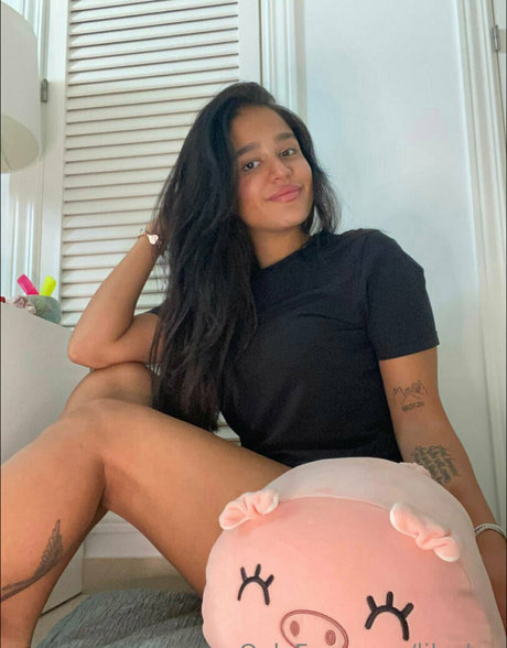 lilycleo xxx star img