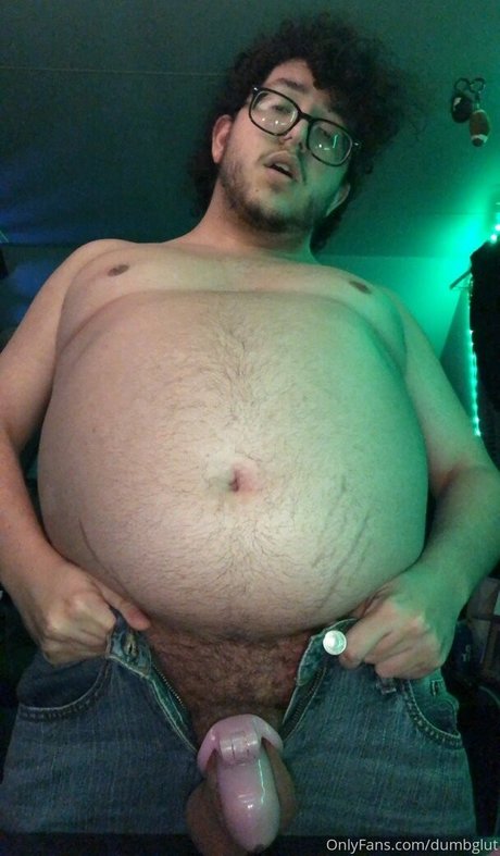 dumbglut model pornographic pictures