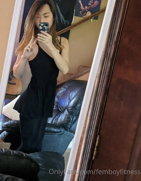 lesbian fingering onlyfans sex pictures