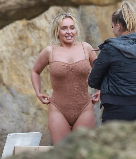 Hayden Panettiere model best image