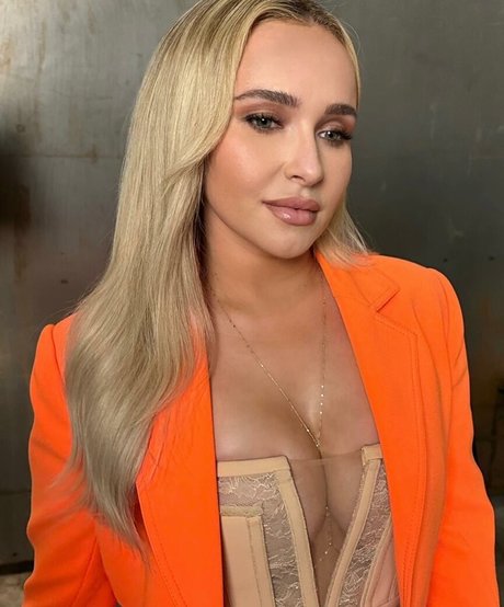 Hayden Panettiere pretty model picture