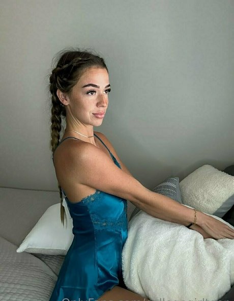 pantyhose milf onlyfans free naked picture